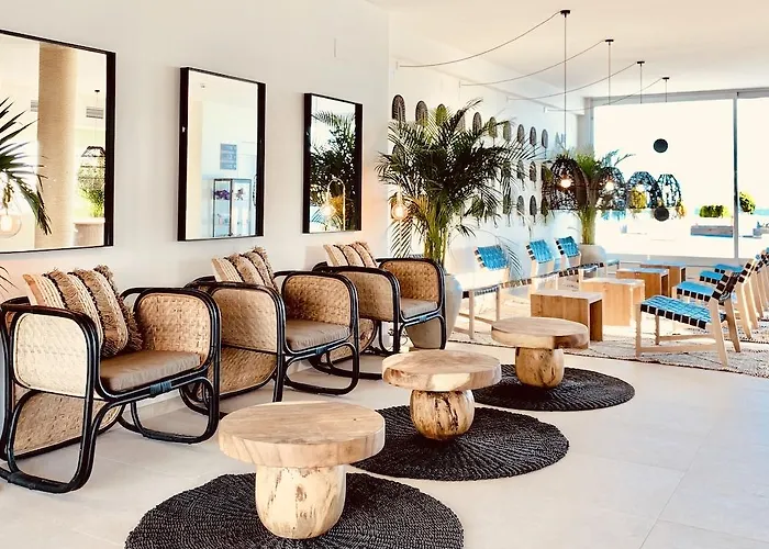 Fergus Conil Park Отель Кониль-де-ла-Фронтера