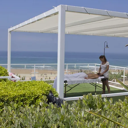 Fergus Conil Park 4*