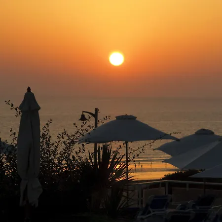 Fergus Conil Park 4*