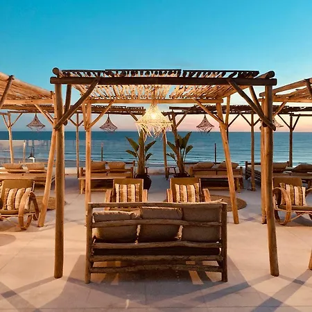 Hotel Fergus Conil Park 4*