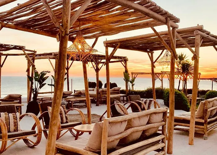 Fergus Conil Park Отель 4*