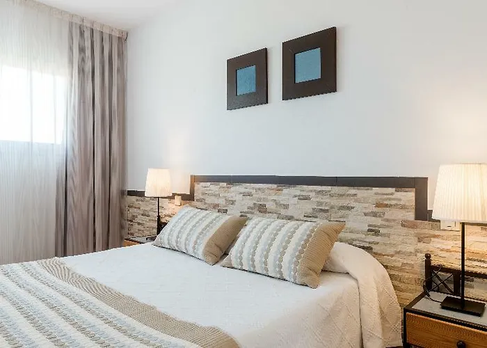 Отель Fergus Conil Park Кониль-де-ла-Фронтера