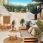 فندق Fergus Conil Park 4*