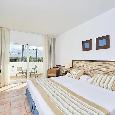 Hotel Fergus Conil Park 4*