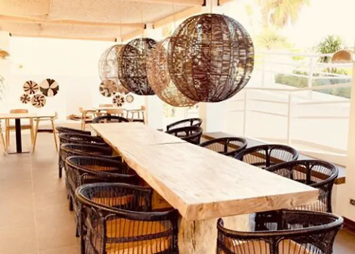 Fergus Conil Park Hotel